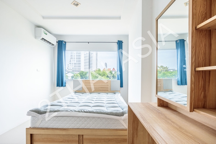 Trio Gems Condominium, Pattaya, Jomtien - photo, price, location map