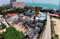 The Riviera Wongamat Beach - construction site